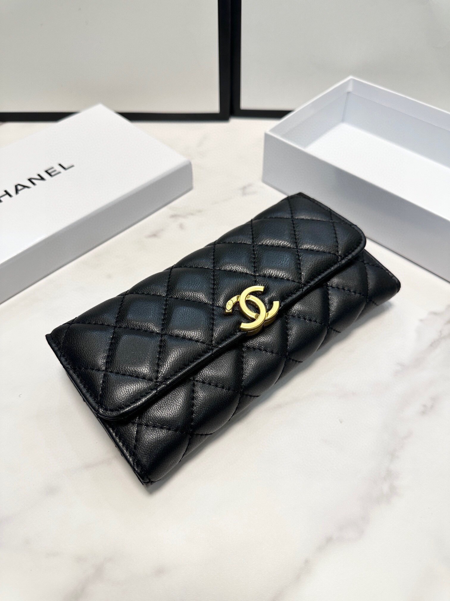 chanel wallet 19x10 8